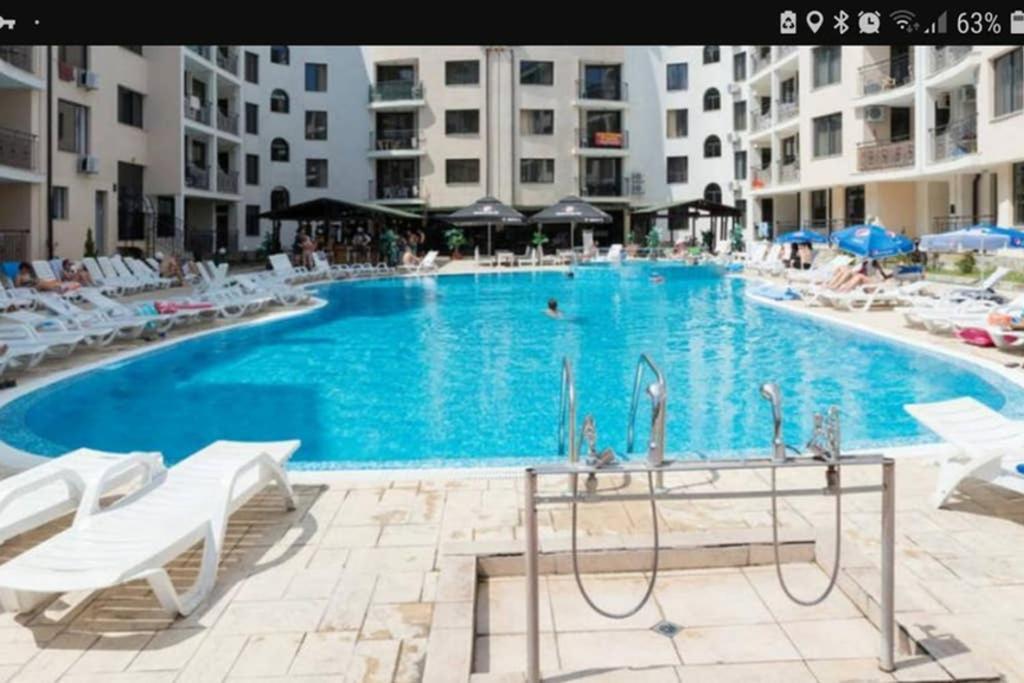 Avalon Appartament Da Lary Sunny Beach Exterior photo
